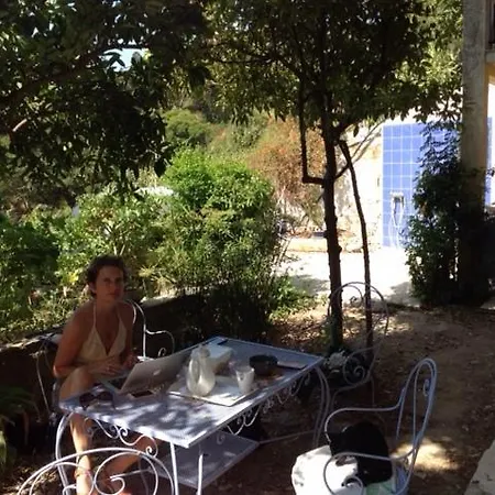 Guest house Les Arbousiers